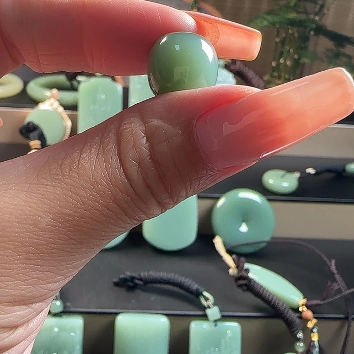 福***和田玉未镶嵌挂件