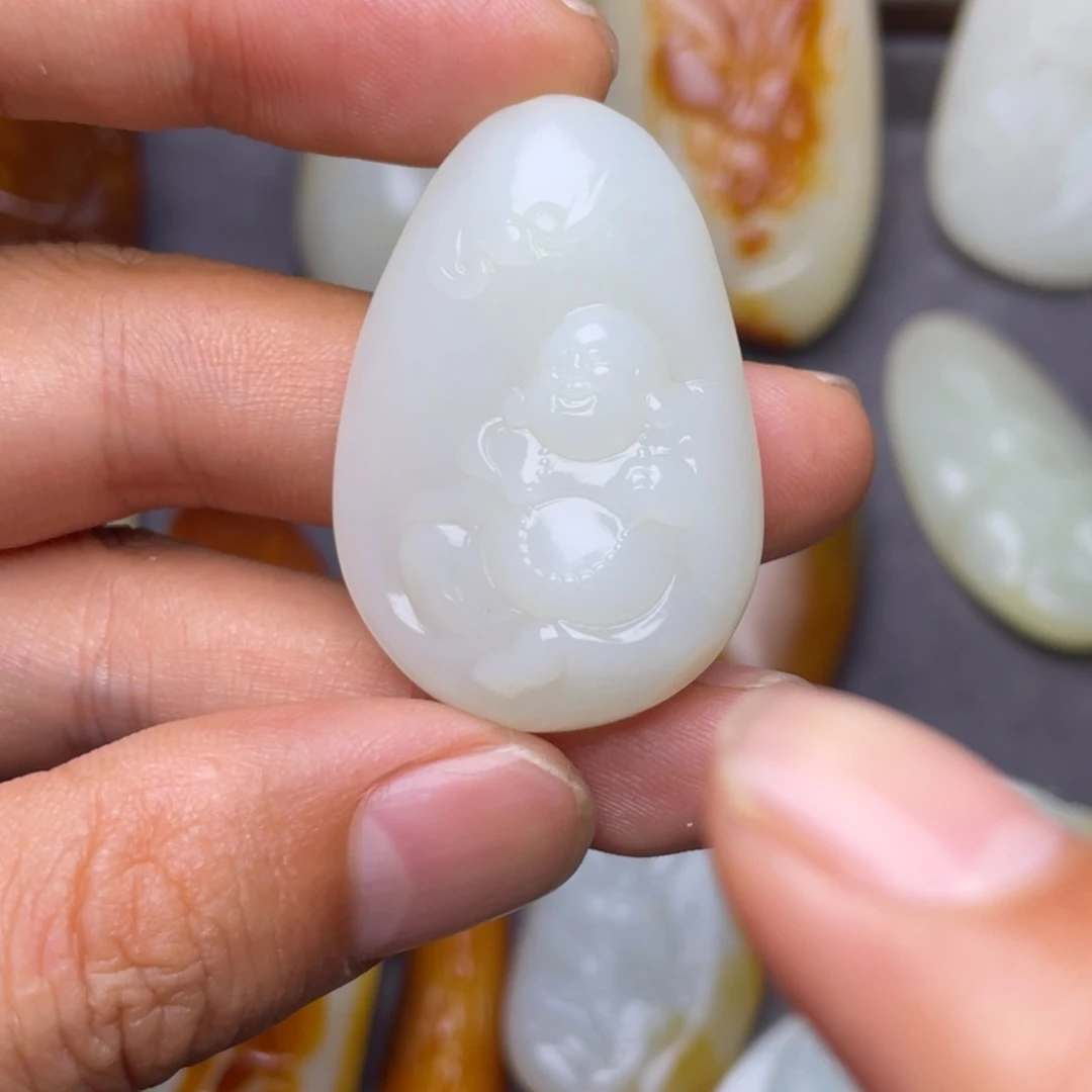 石***️和田玉未镶嵌挂件