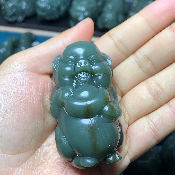 呢***置和田玉未镶嵌颈饰