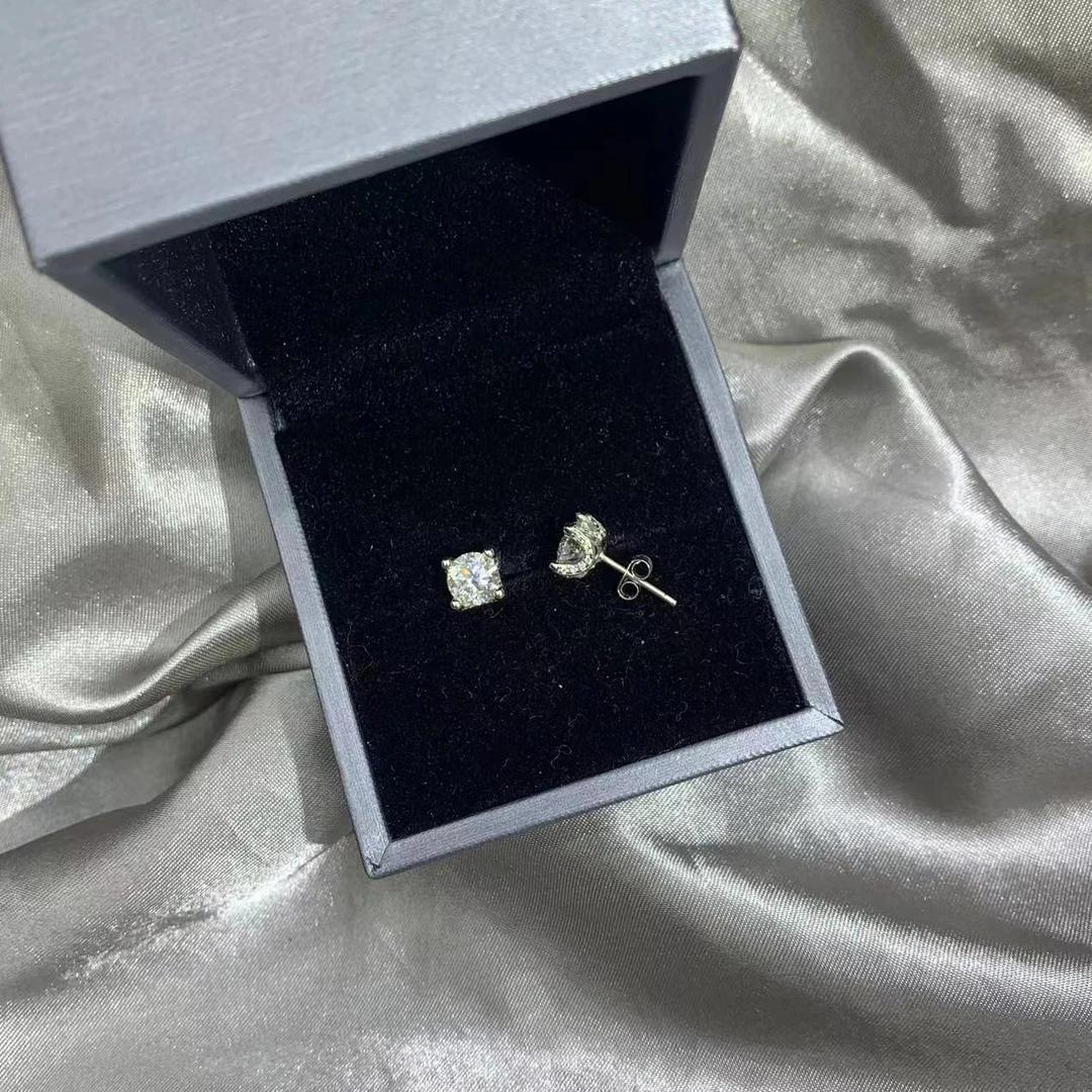 带包装【众星甄选】耳饰 耳饰 微镶牛头耳钉 1.CT【L】