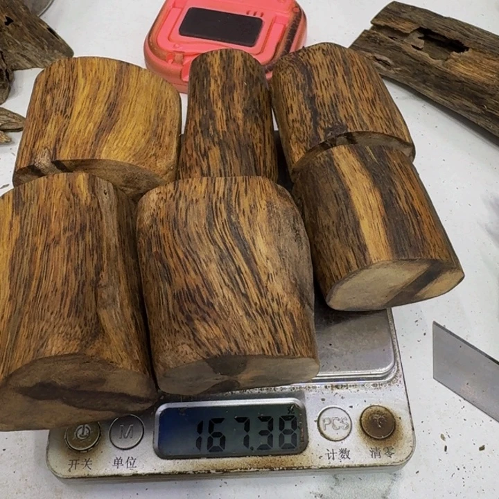 乾***沉香沉香碎屑白棋