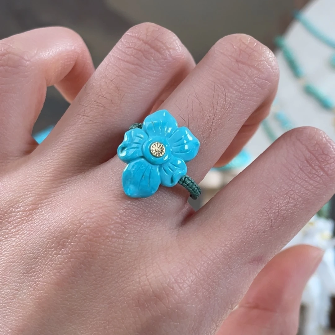 绿松石未镶嵌套链玉化蓝花花18.5