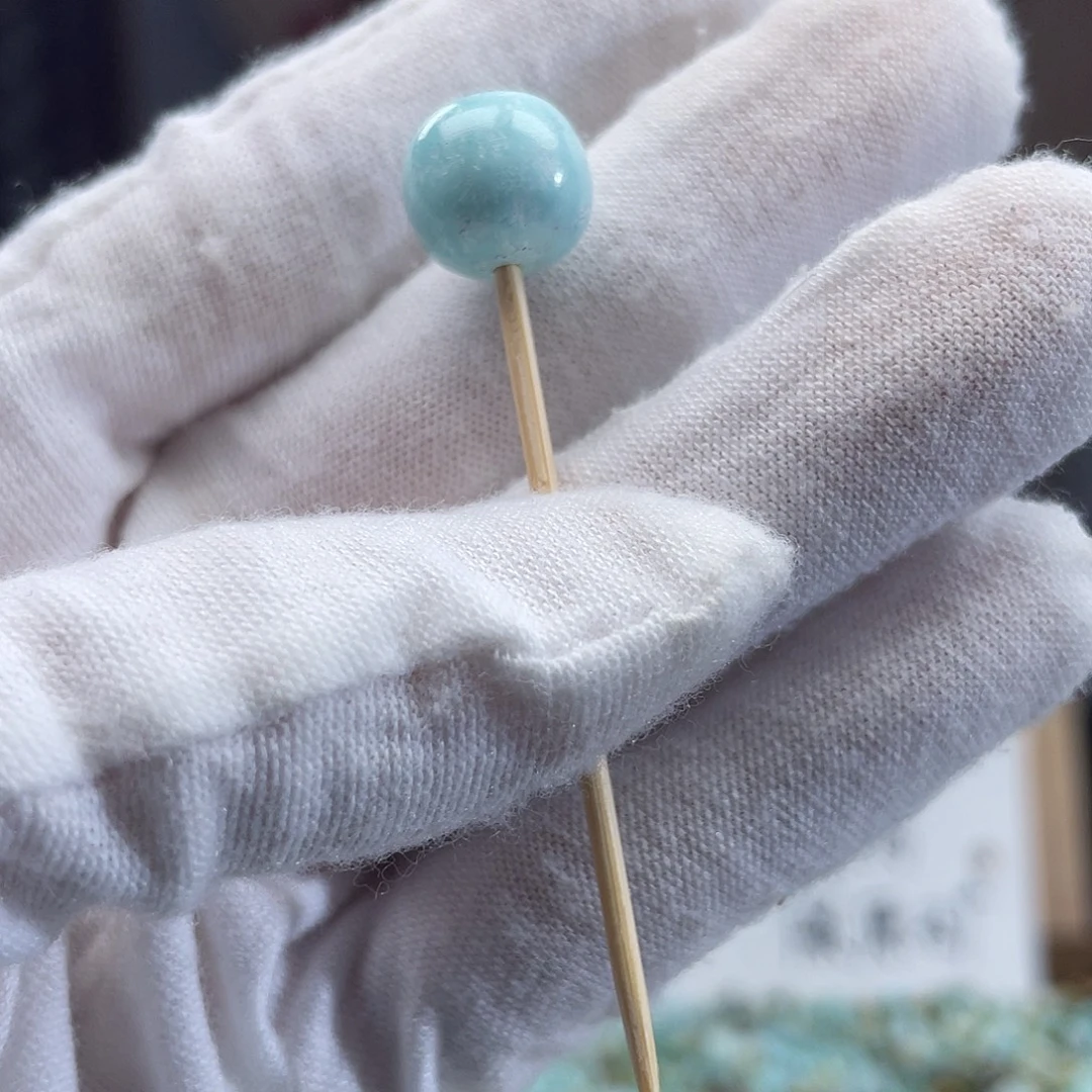 南红玛瑙未镶嵌珠宝奇石