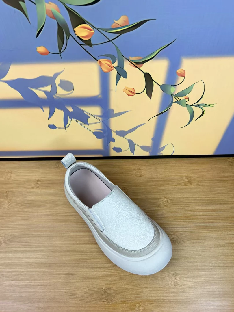 真皮女鞋妈妈鞋2015新款小白鞋休闲鞋小白鞋圆头单鞋春季