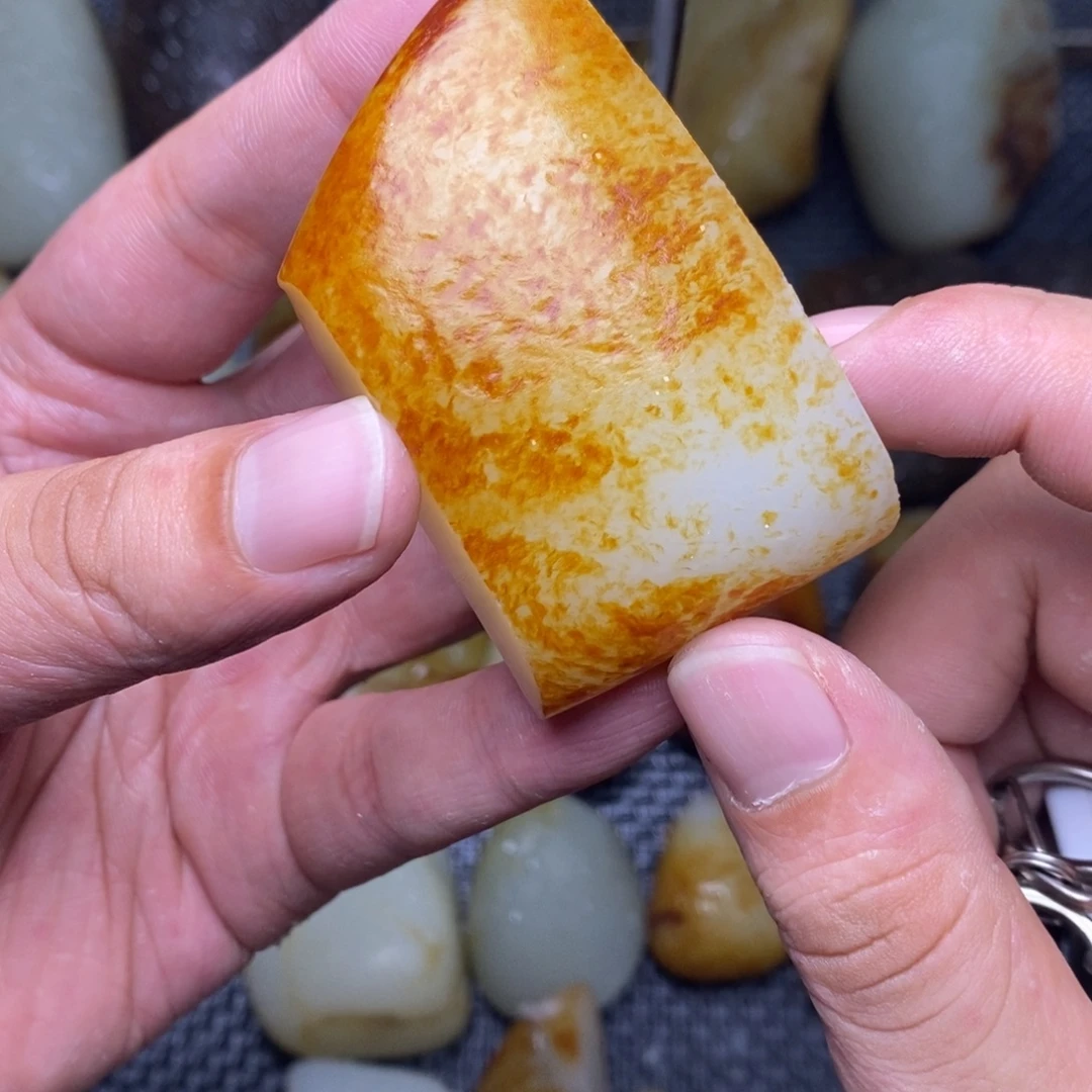 屹***文未镶嵌和田玉定制和田玉