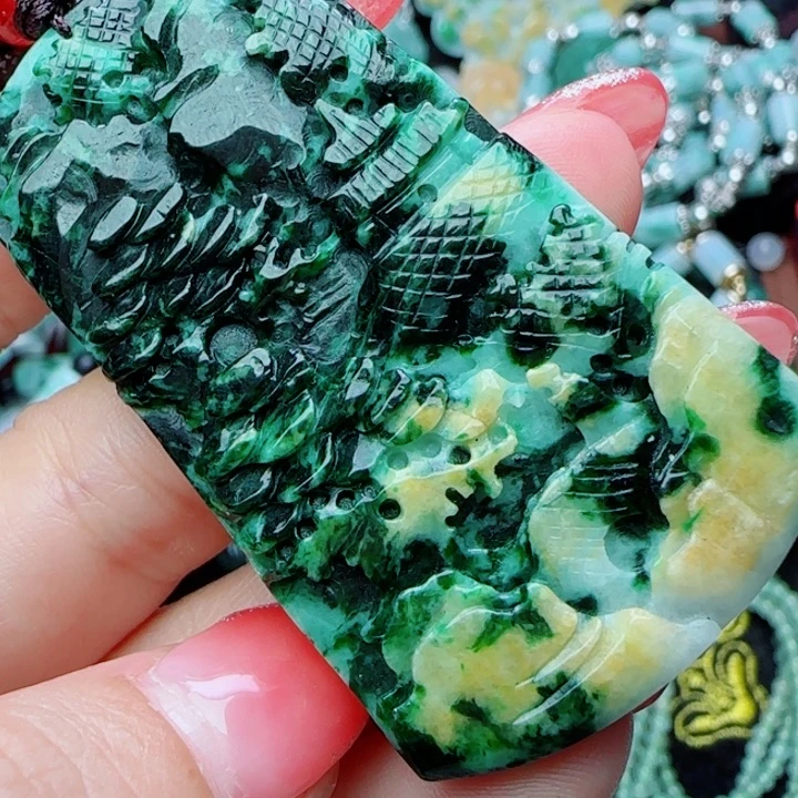 朱***鹅颈饰未镶嵌翡翠天然A货