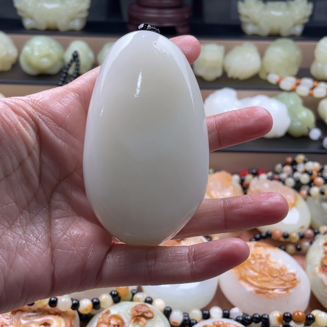 明***泱石材古青石手把件