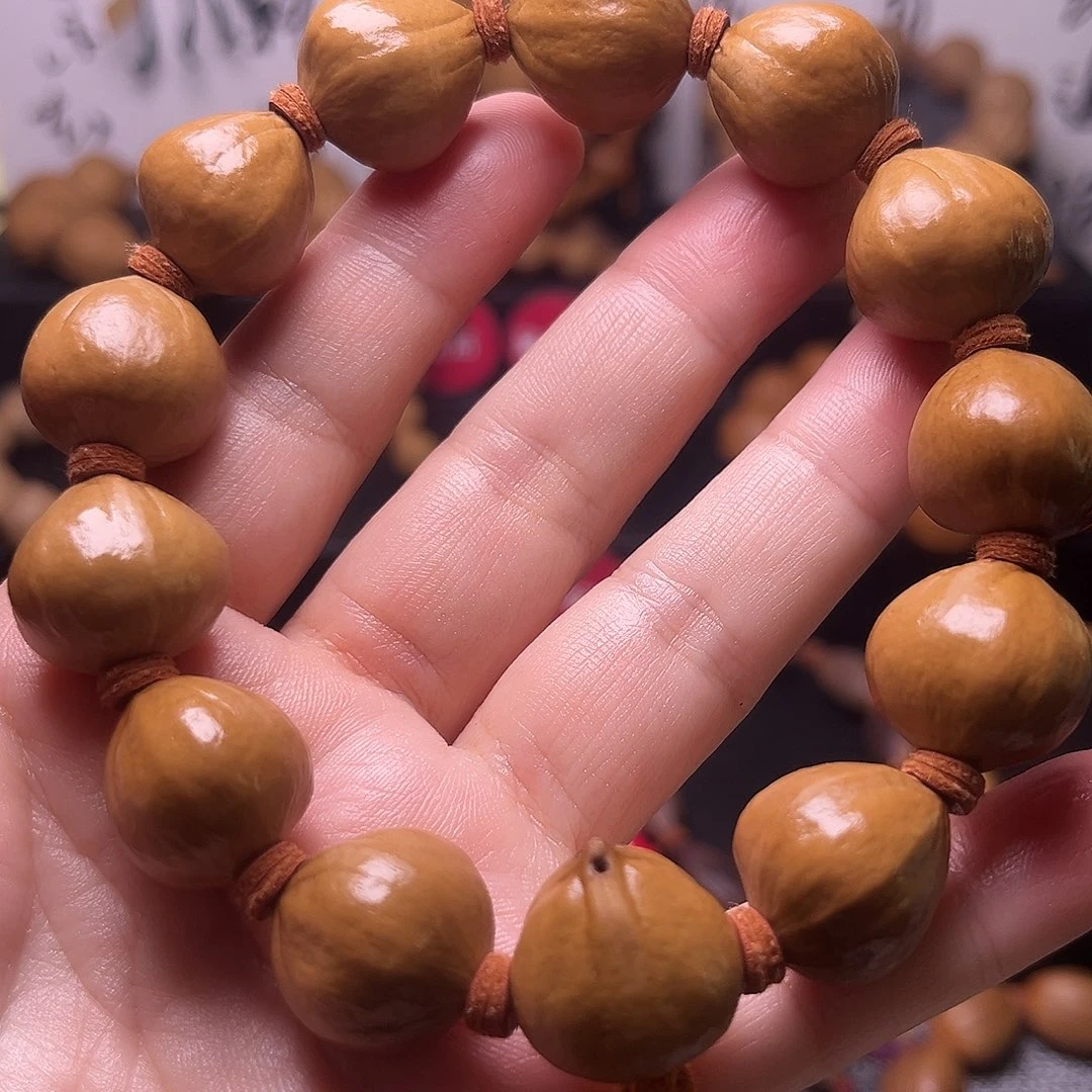 橄榄核手串梅林蜜桃臀1:1比例18.18