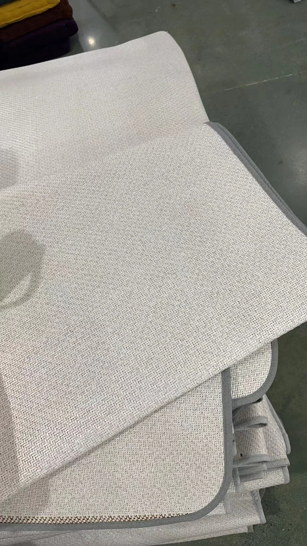 H4粉紫色色冰丝藤凉席180×200凉席