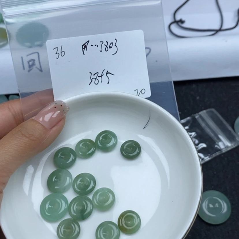 【闪购商品】翡翠颈饰未镶嵌用****3