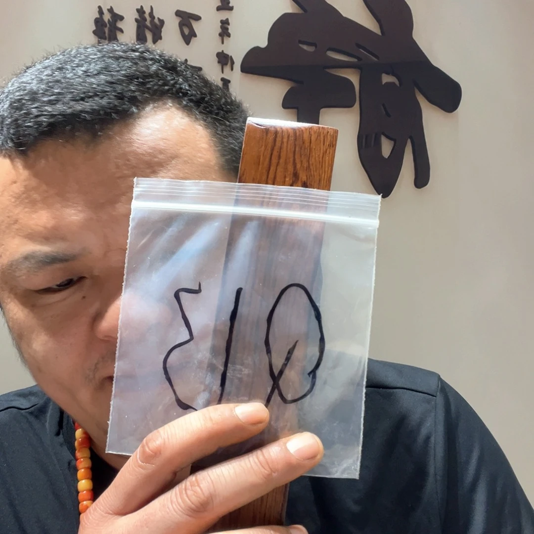 木大果紫檀（缅甸花梨）Q13