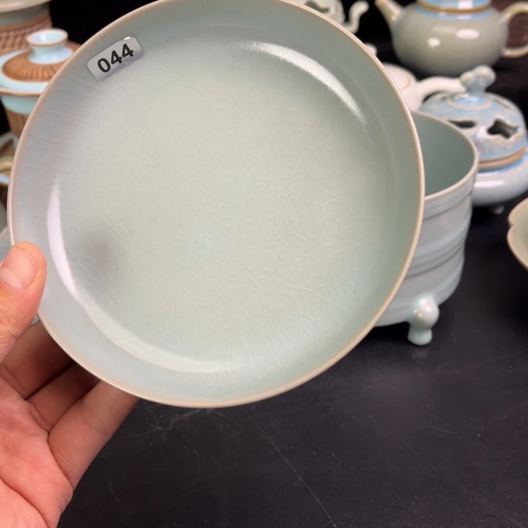 【闪购商品】卷足盘汝瓷