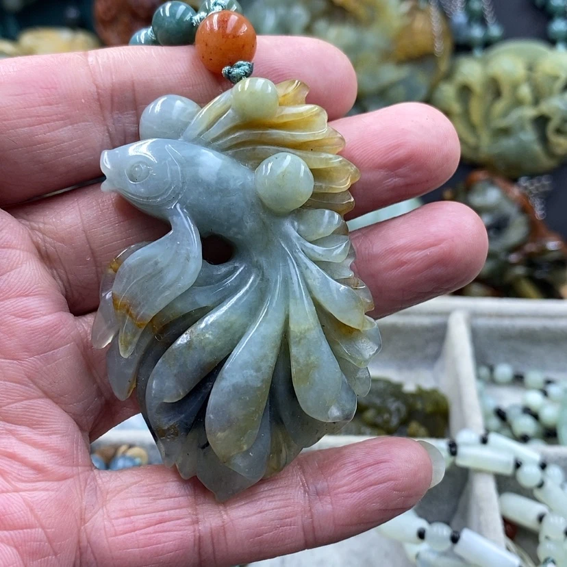 【闪购商品】未镶嵌蛇纹石玉吊坠