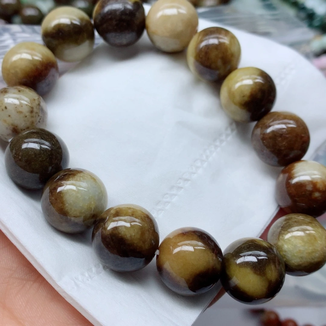 翡翠颈饰未镶嵌手串