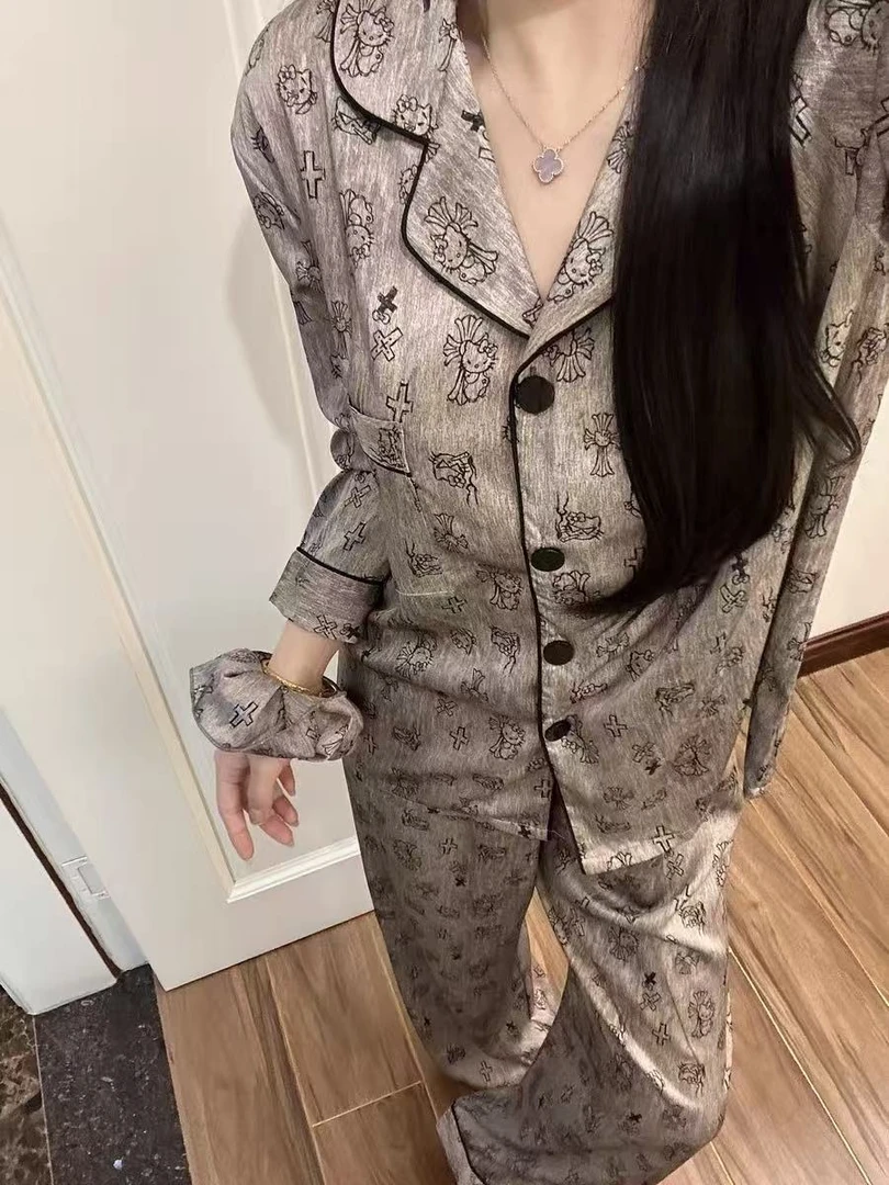 邪恶kitty 四季款牛奶丝缎面睡衣