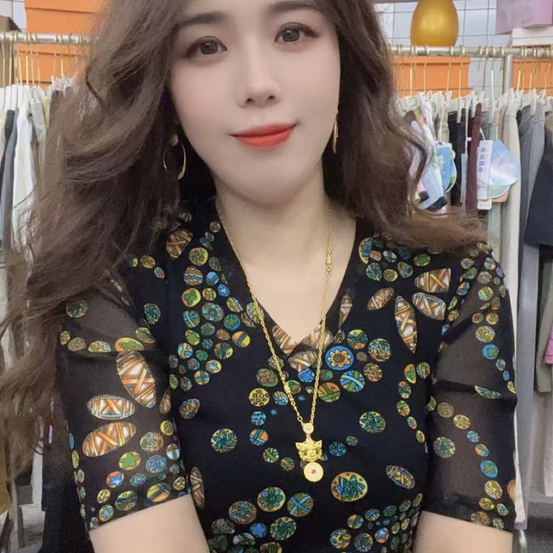 【长袖/中袖】时髦印花气质洋气显瘦法式上衣潮流时尚C2157