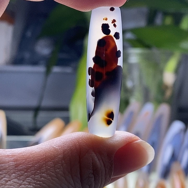 玛瑙/玉髓未镶嵌珠宝半成品44