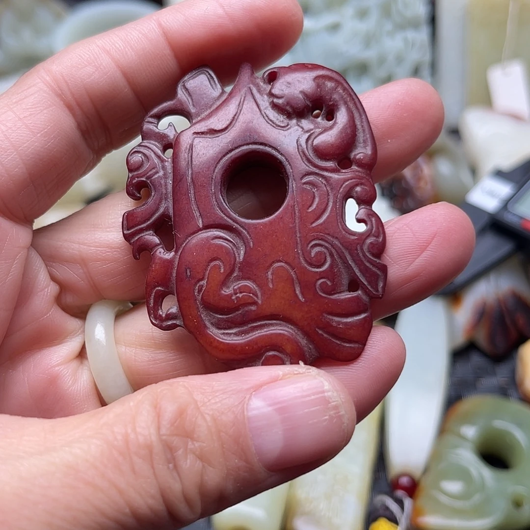 和田玉（糖玉）未镶嵌把件