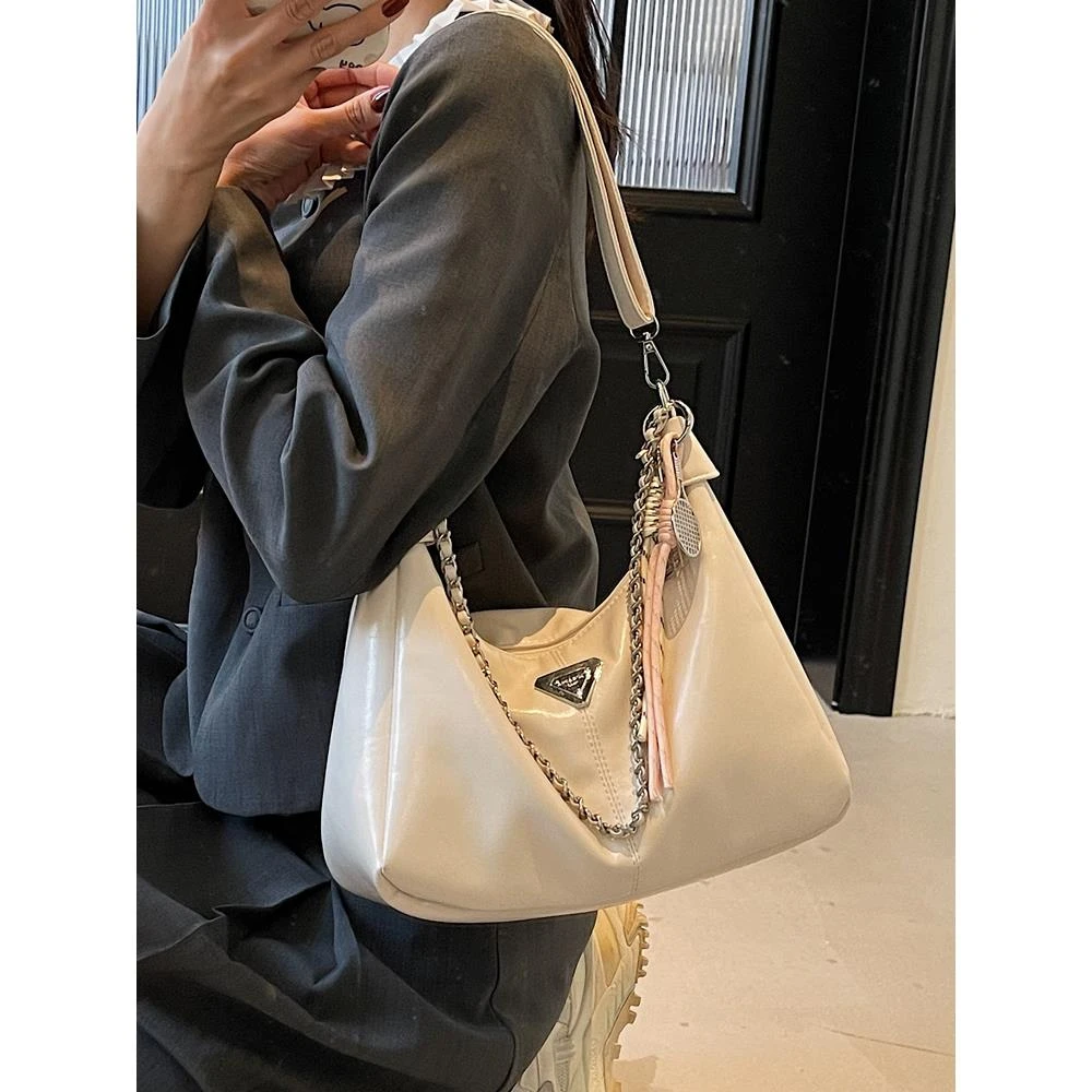 简约休闲软面大容量单肩腋下包包女式2025新款时尚上班通勤斜挎包