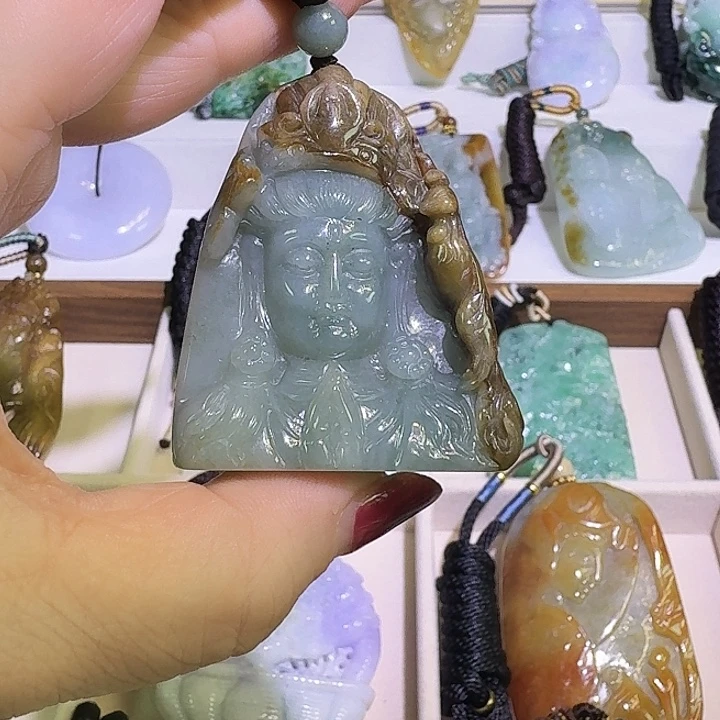 颈饰未镶嵌翡翠A货