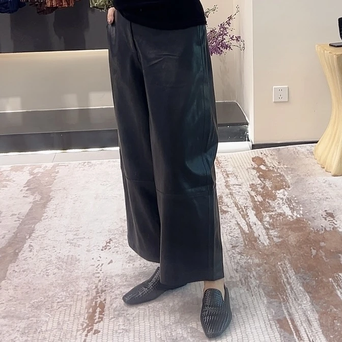 茜茜服饰秋季梨型身材时尚高腰显瘦直筒八分裤慵懒风气质遮跨百搭
