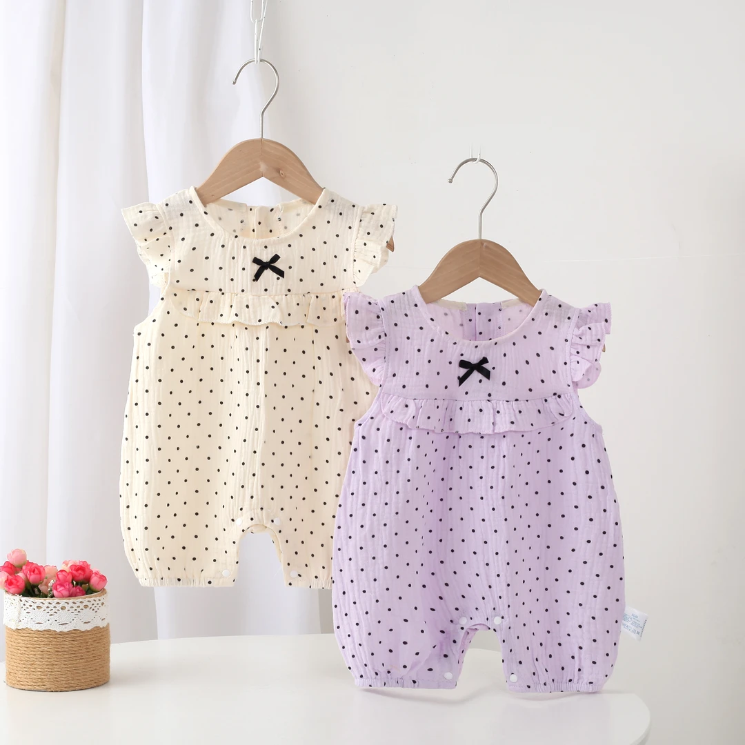 婴幼儿夏季新款小波点飞袖纱布夏连体甜美可爱无袖宝宝外出爬服