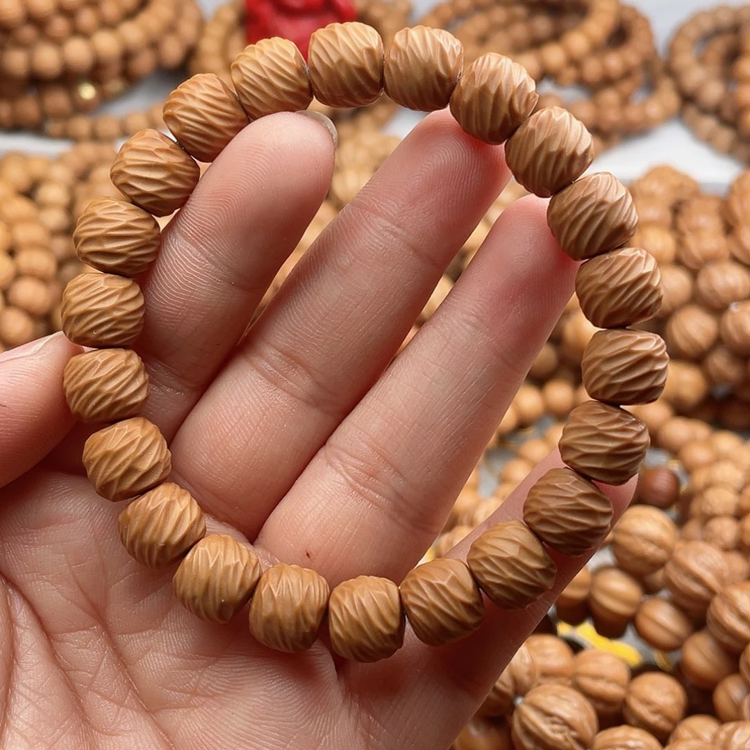 猴头核桃吊坠10+微瑕云锦