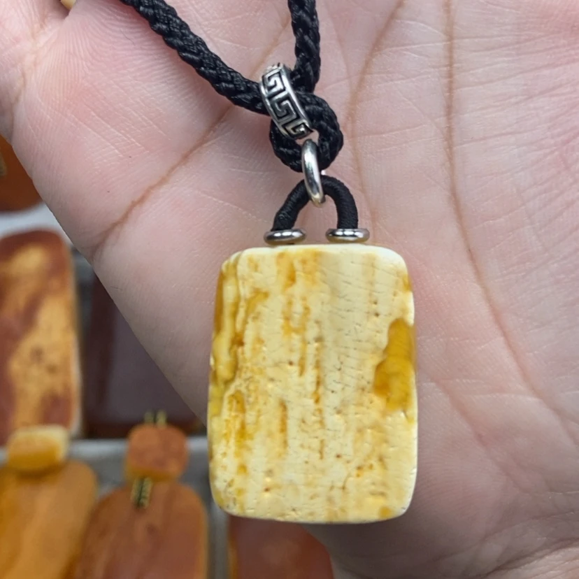 【闪购商品】琥珀珠宝奇石未镶嵌