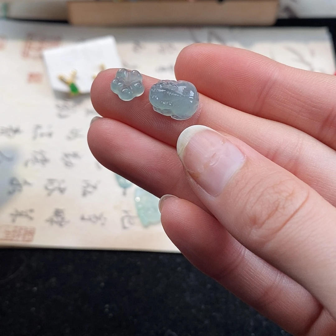 翡翠颈饰未镶嵌忘****遠天然翡翠