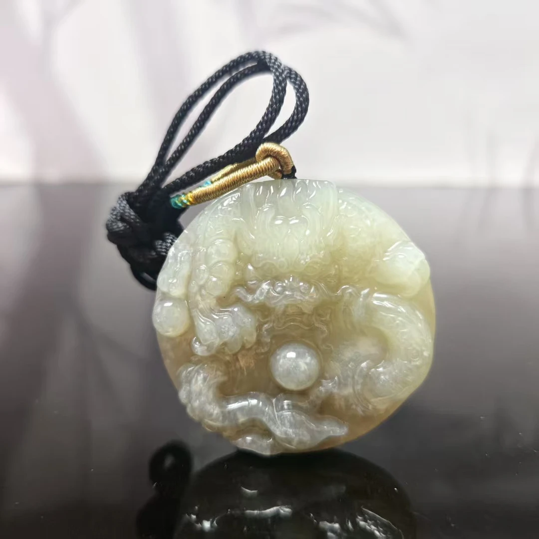 Z和田玉龙形吊坠2866