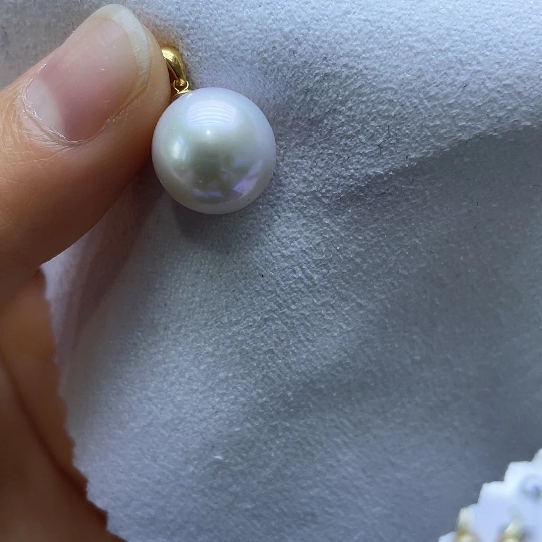淡水珍珠颈饰18K金镶嵌
