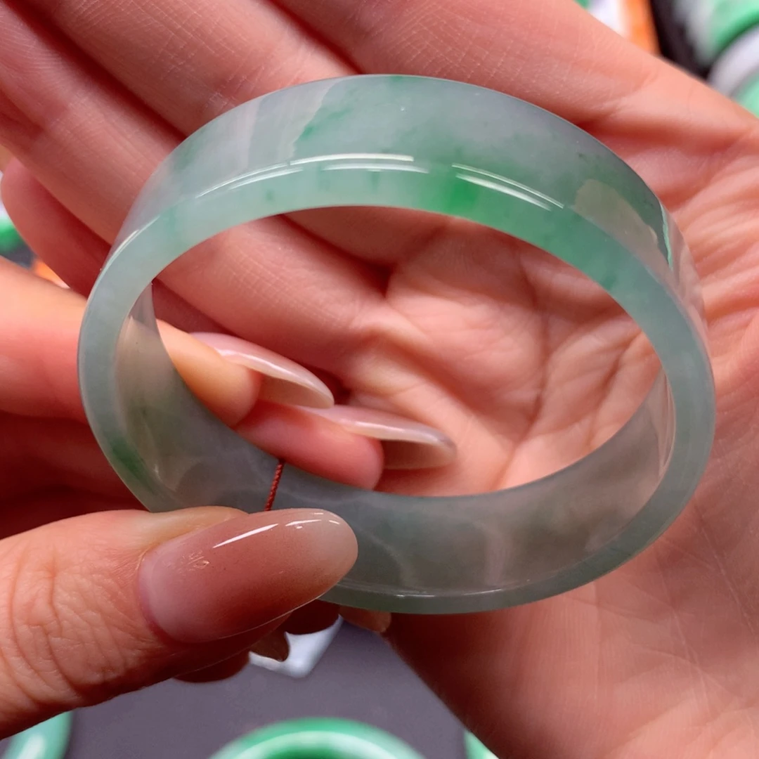 未镶嵌手镯翡翠翡翠