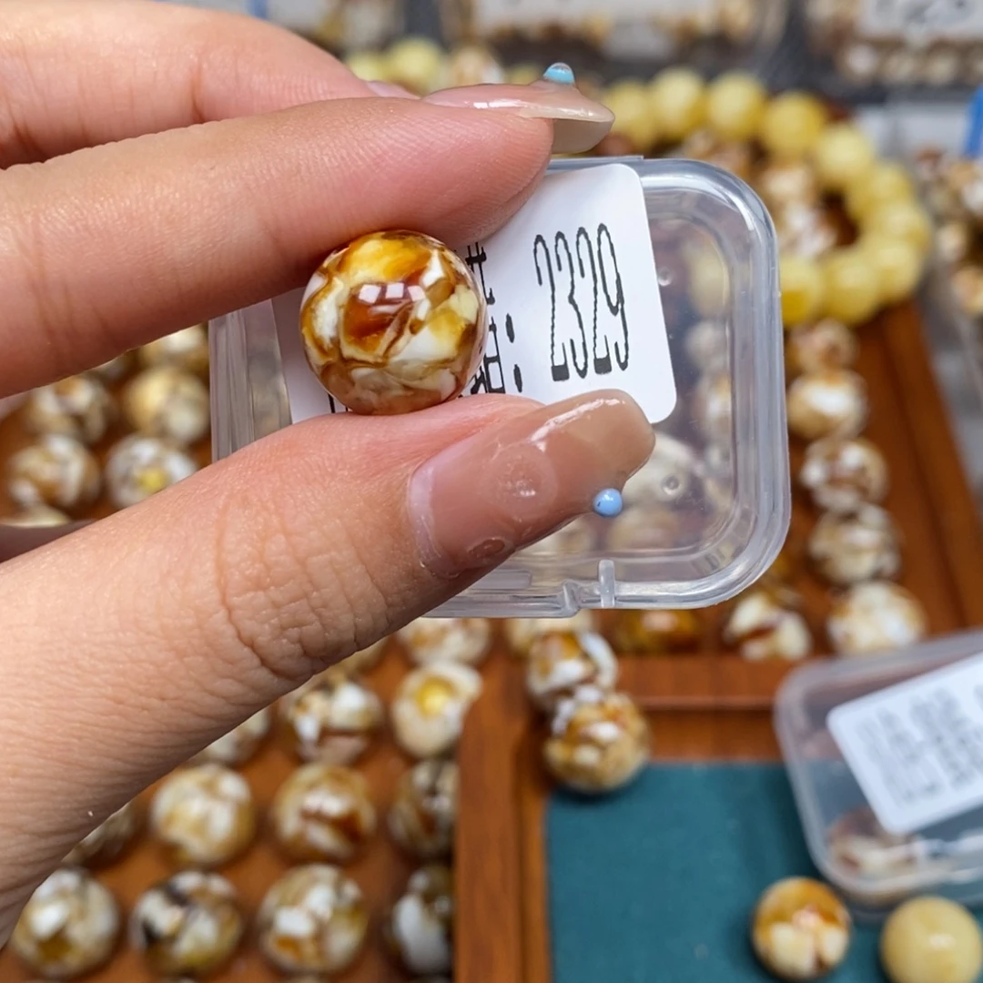 沁色蜜蜡未镶嵌2329