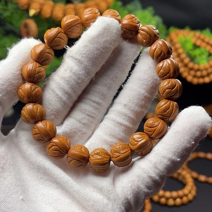 梦***旧桃核吊坠秦岭龙纹桃核