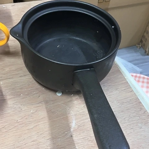 微瑕，明火，口径19高度9变形无盖