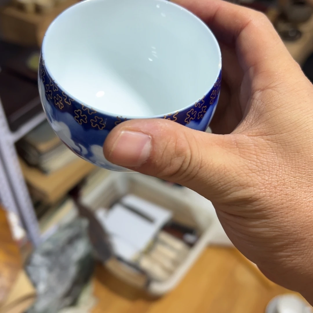 ****姬摆件陶瓷制品加工工艺技术