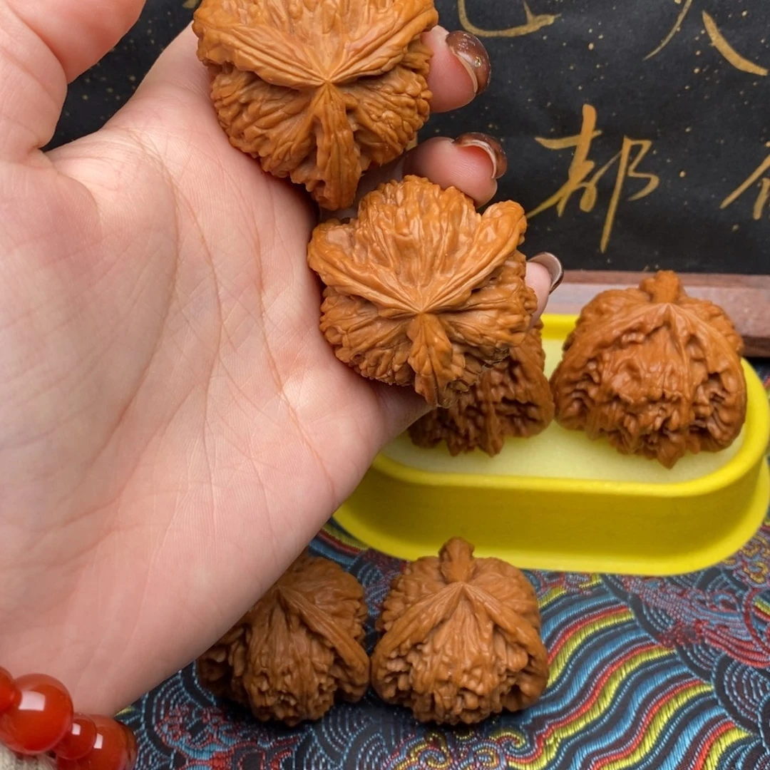 吊坠文玩核桃倔***魂白狮子