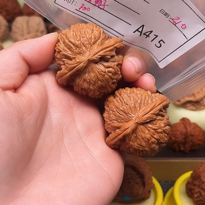 文玩核桃把件wo z x y wo