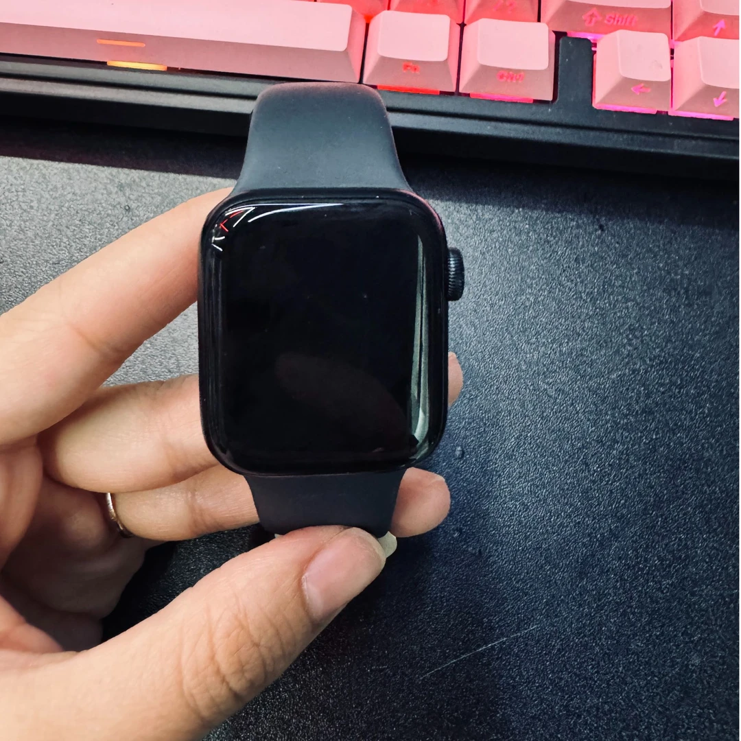 9新 Apple/苹果 Apple Watch SE 40MM