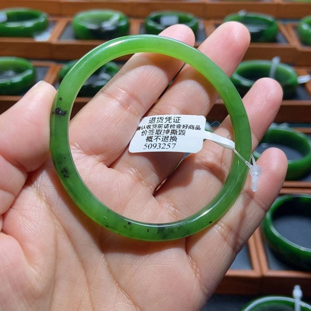 和田玉（碧玉）未镶嵌手镯苹果绿5758