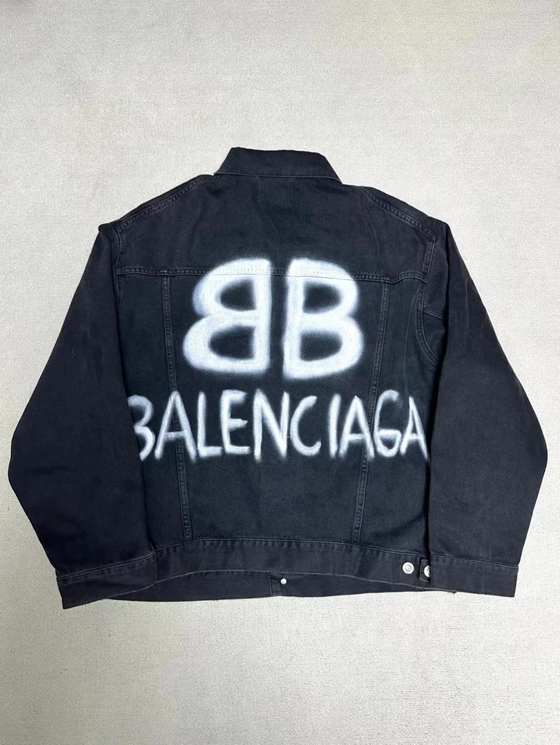 99新 Balenciaga/巴黎世家 22ss喷漆涂鸦双B夜光牛仔夹克外套