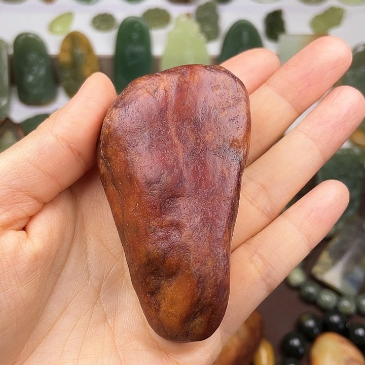 岫岩河磨玉（透闪石质玉）颈饰未镶嵌