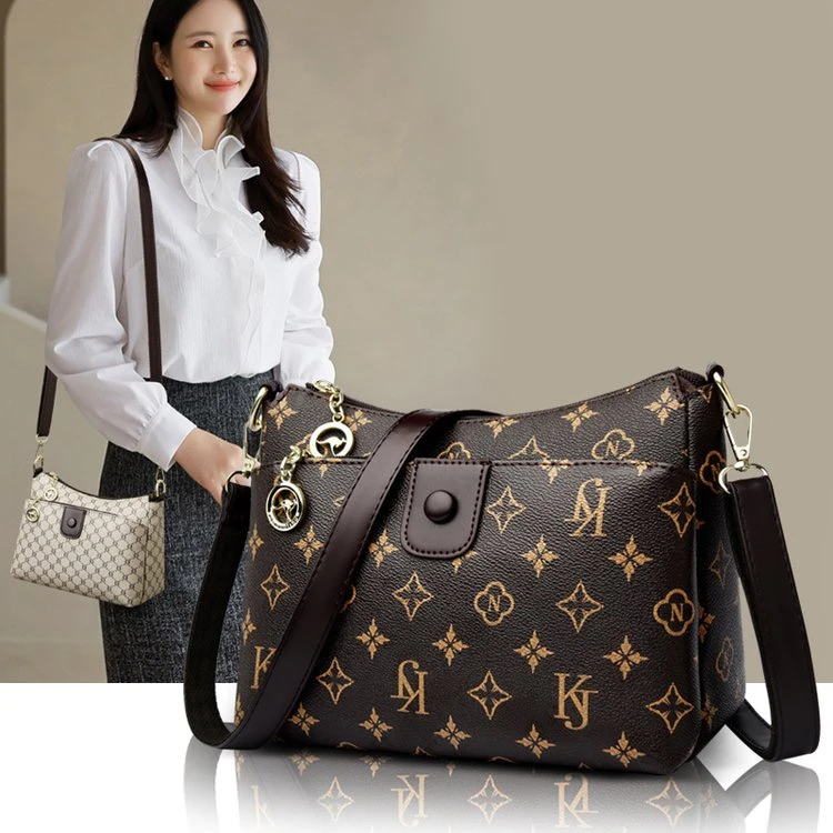 2026新款斜挎包送给妈妈的礼物包包网红斜跨轻奢复古