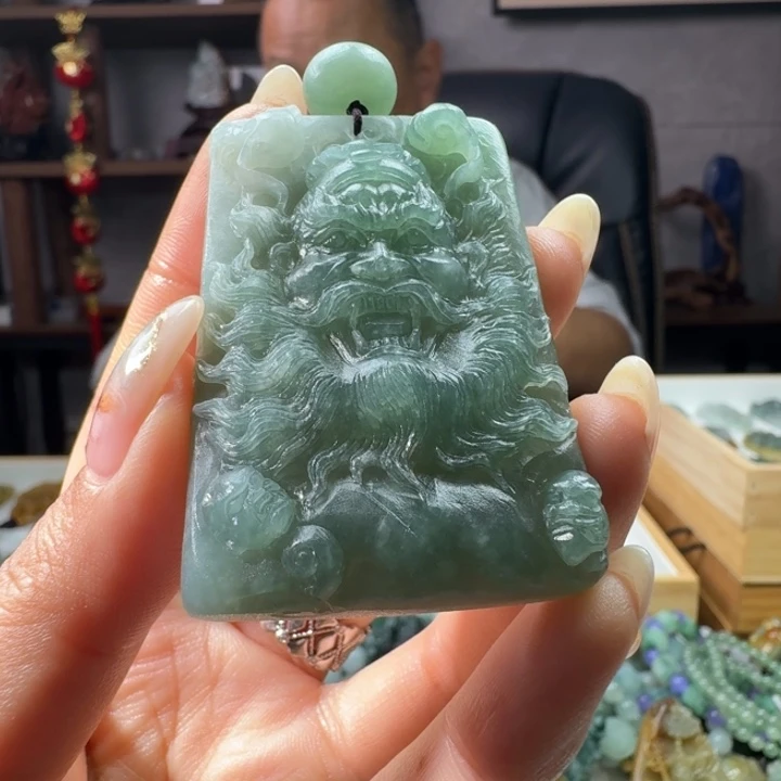 定制翡翠未镶嵌钟馗