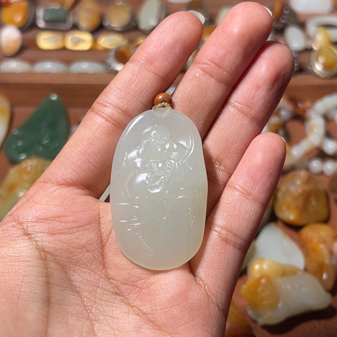 和田玉未镶嵌颈饰