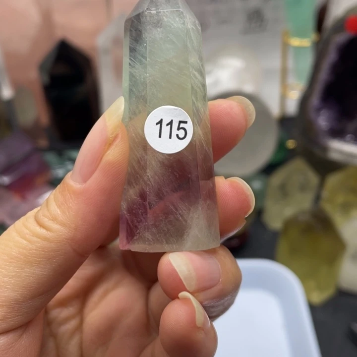 水晶珠宝半成品未镶嵌115黄水柱