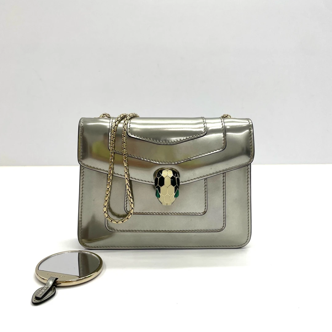 95新 BVLGARI/宝格丽 98新 serpenti forever系列银色蛇头链条包