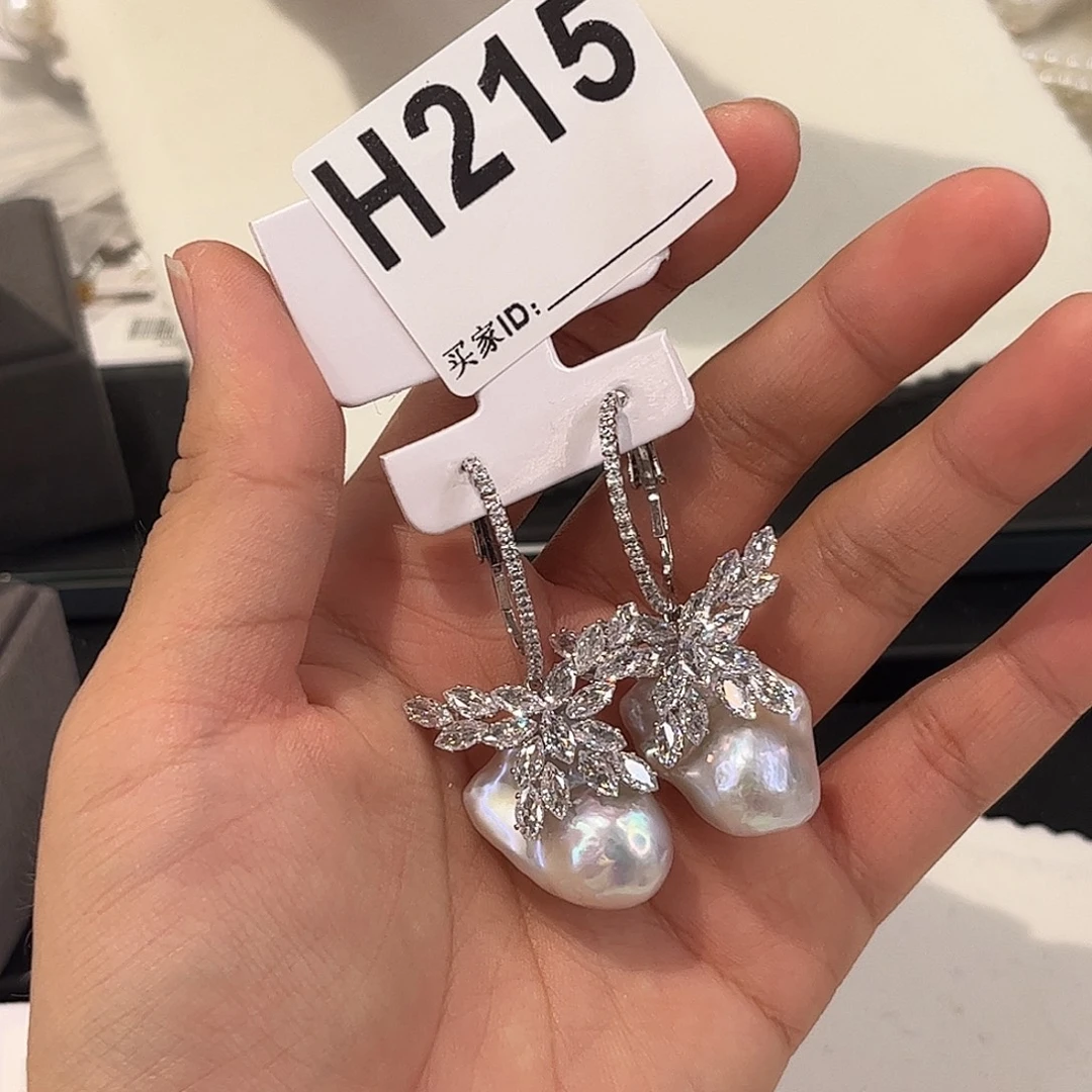 合金耳饰淡水珍珠