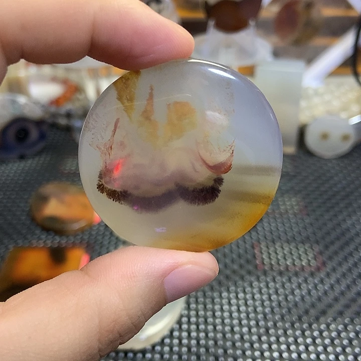 玛瑙/玉髓颈饰合金