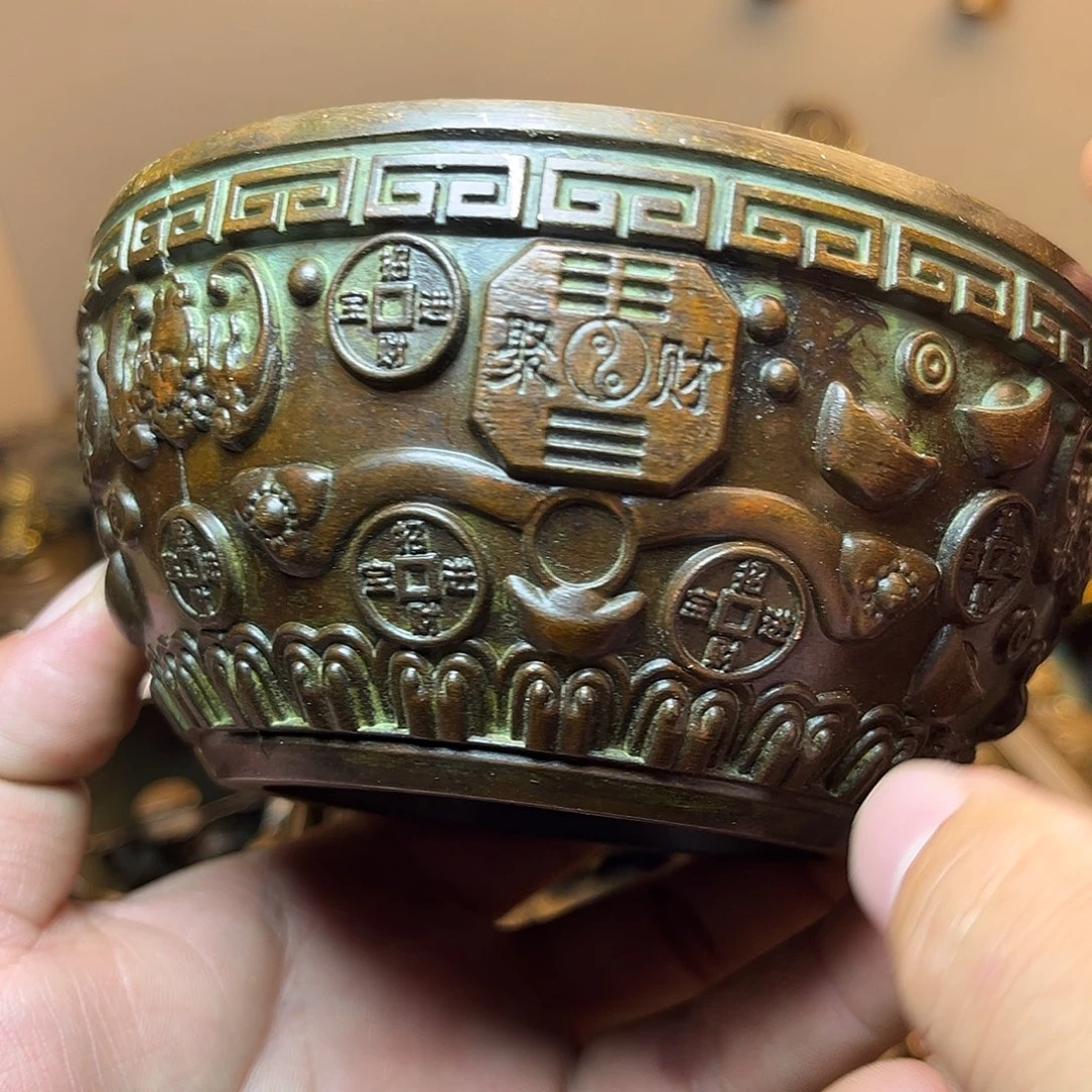 精美铜器工艺品等